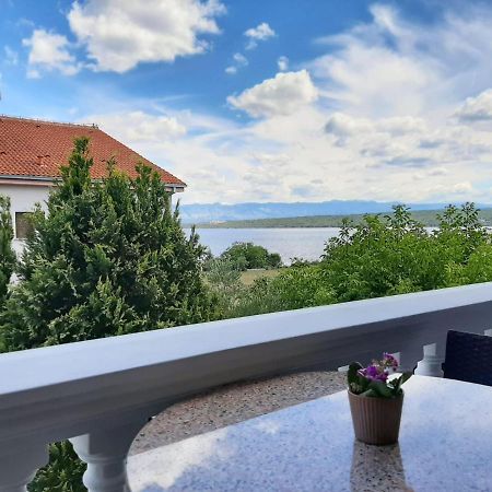 Pansion Katarina Bed and Breakfast Malinska Esterno foto