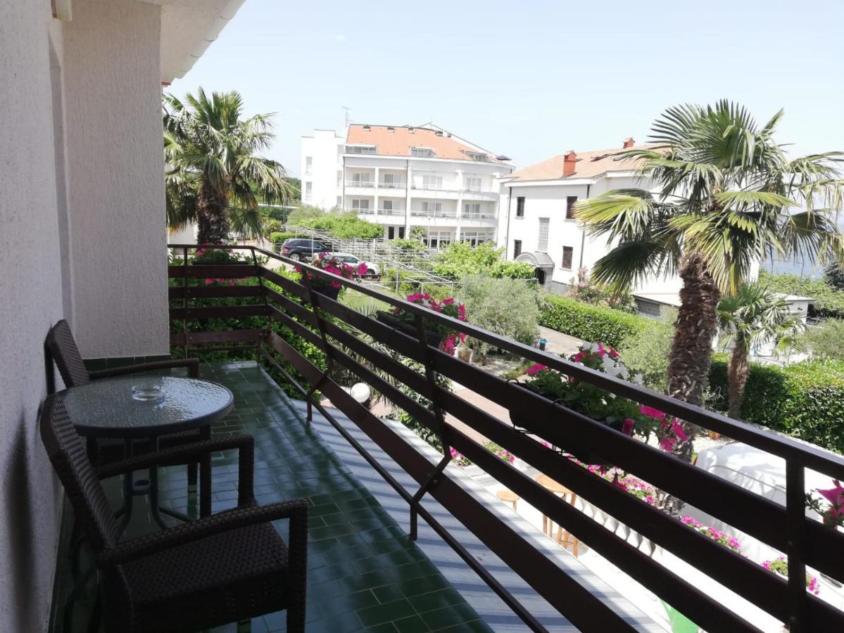 Pansion Katarina Bed and Breakfast Malinska Esterno foto