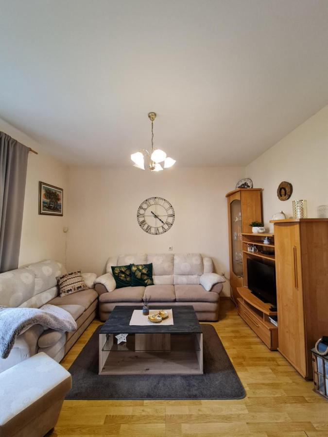 Pansion Katarina Bed and Breakfast Malinska Esterno foto