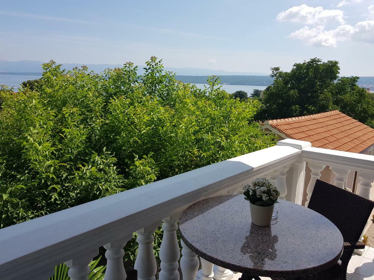 Pansion Katarina Bed and Breakfast Malinska Esterno foto