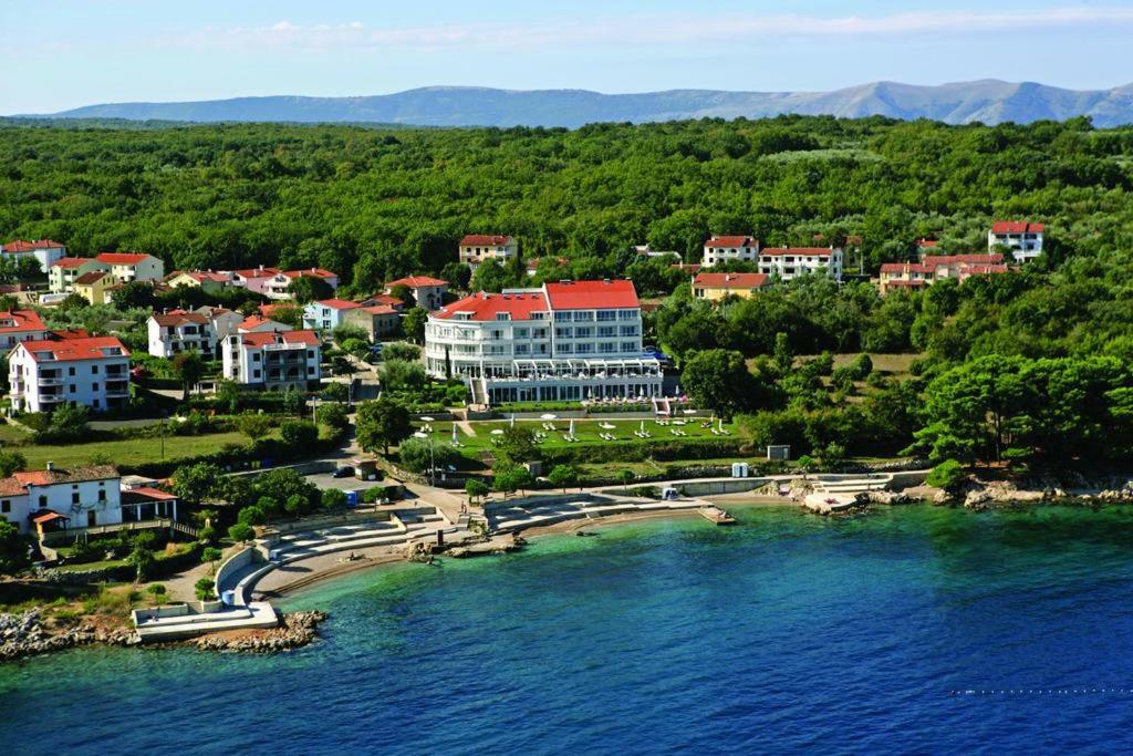Pansion Katarina Bed and Breakfast Malinska Esterno foto
